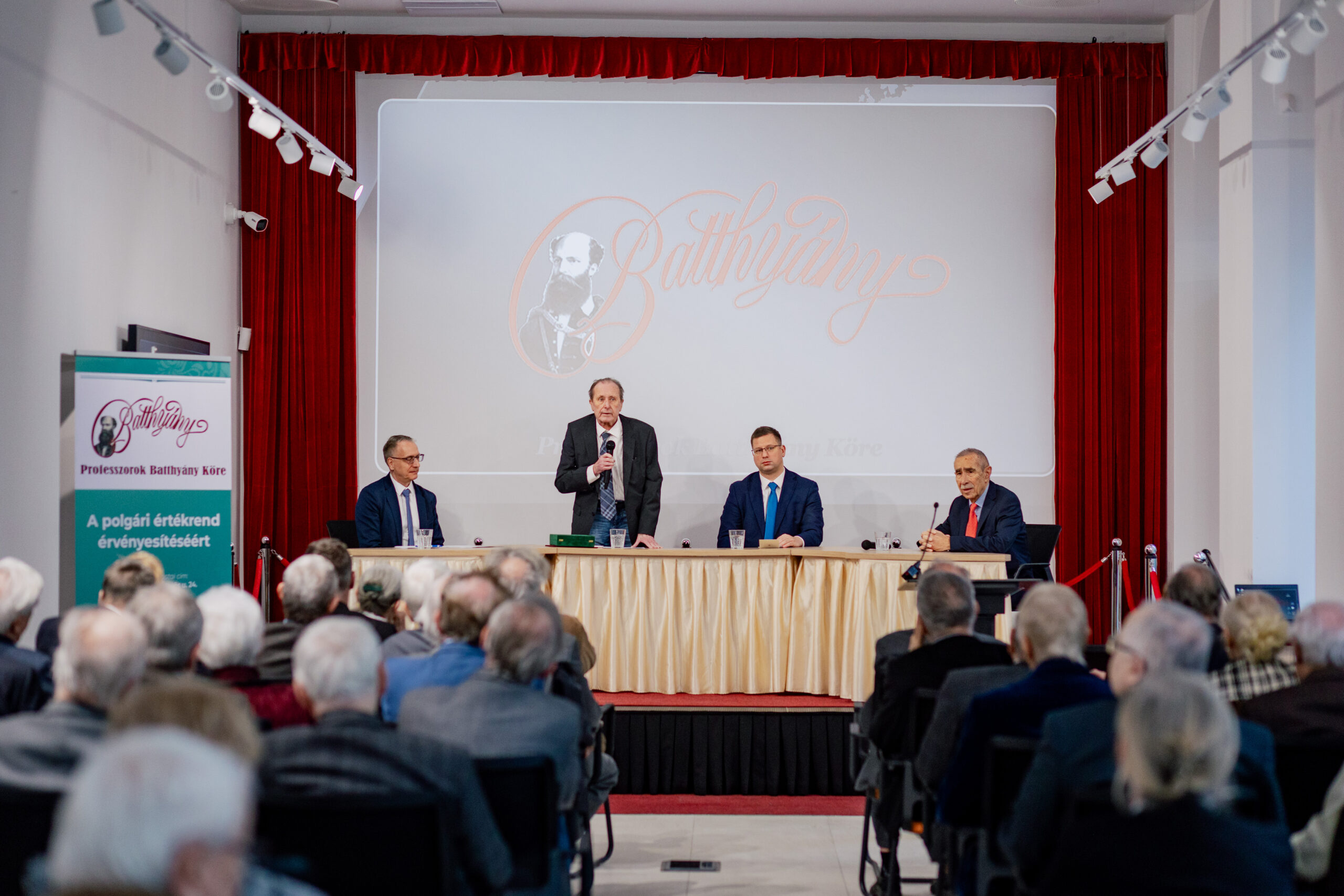 Gulyás Gergely volt a vendégünk a febr. 7-ei közgyűlésen